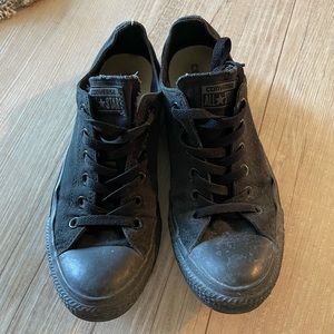 blackout converse